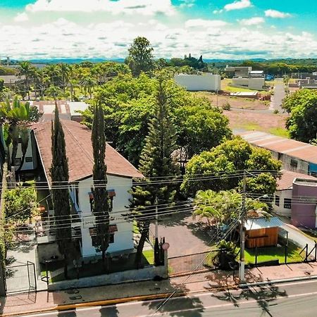 Shellter Hotel Holambra Kültér fotó