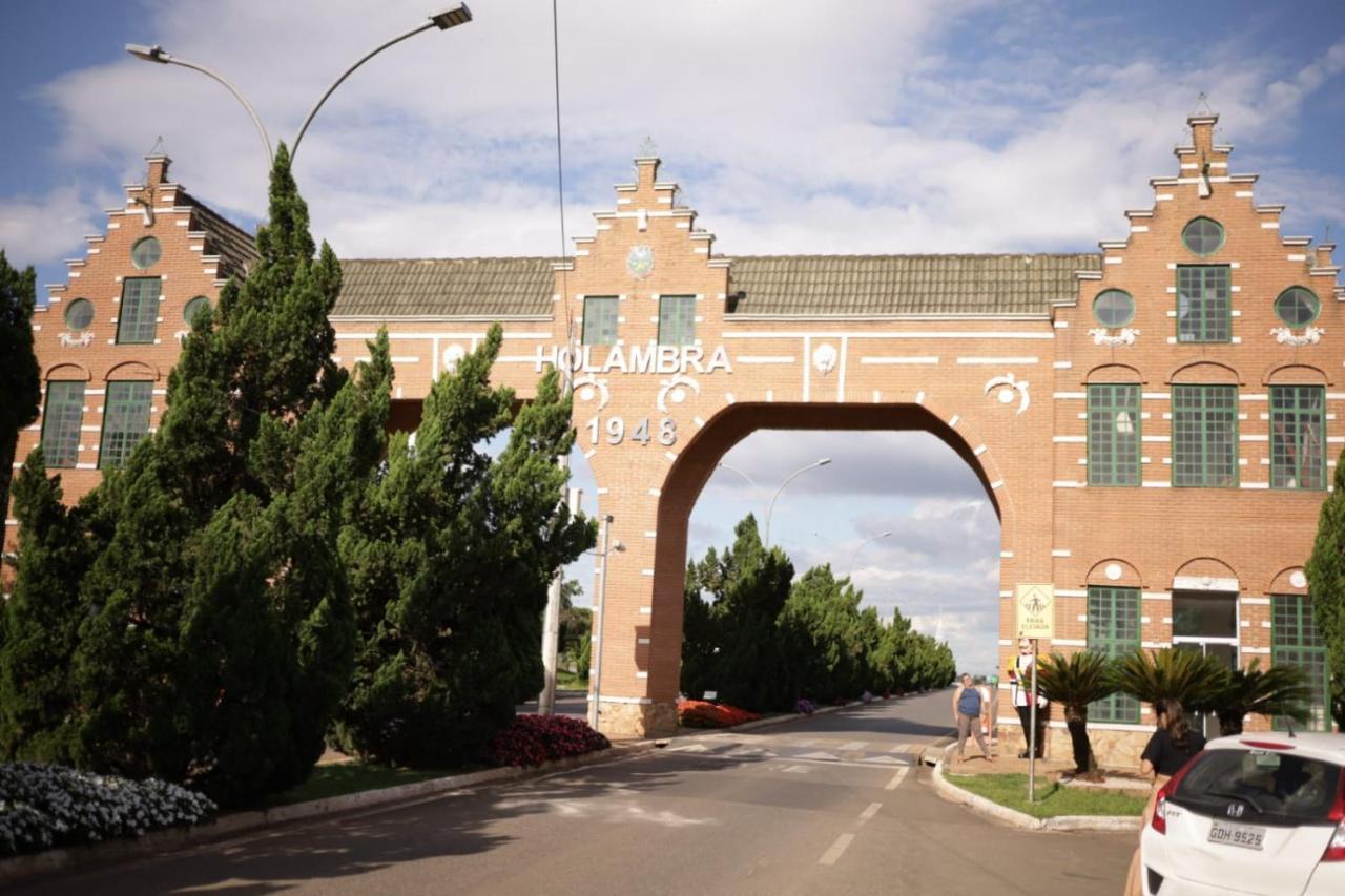 Shellter Hotel Holambra Kültér fotó